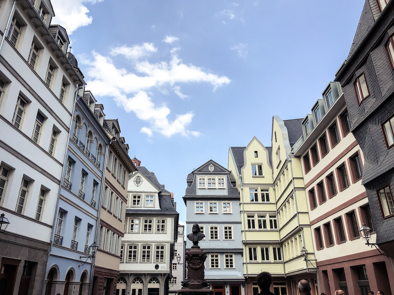 Frankfurt's Neu Altstadt. Photo by @twsbanter