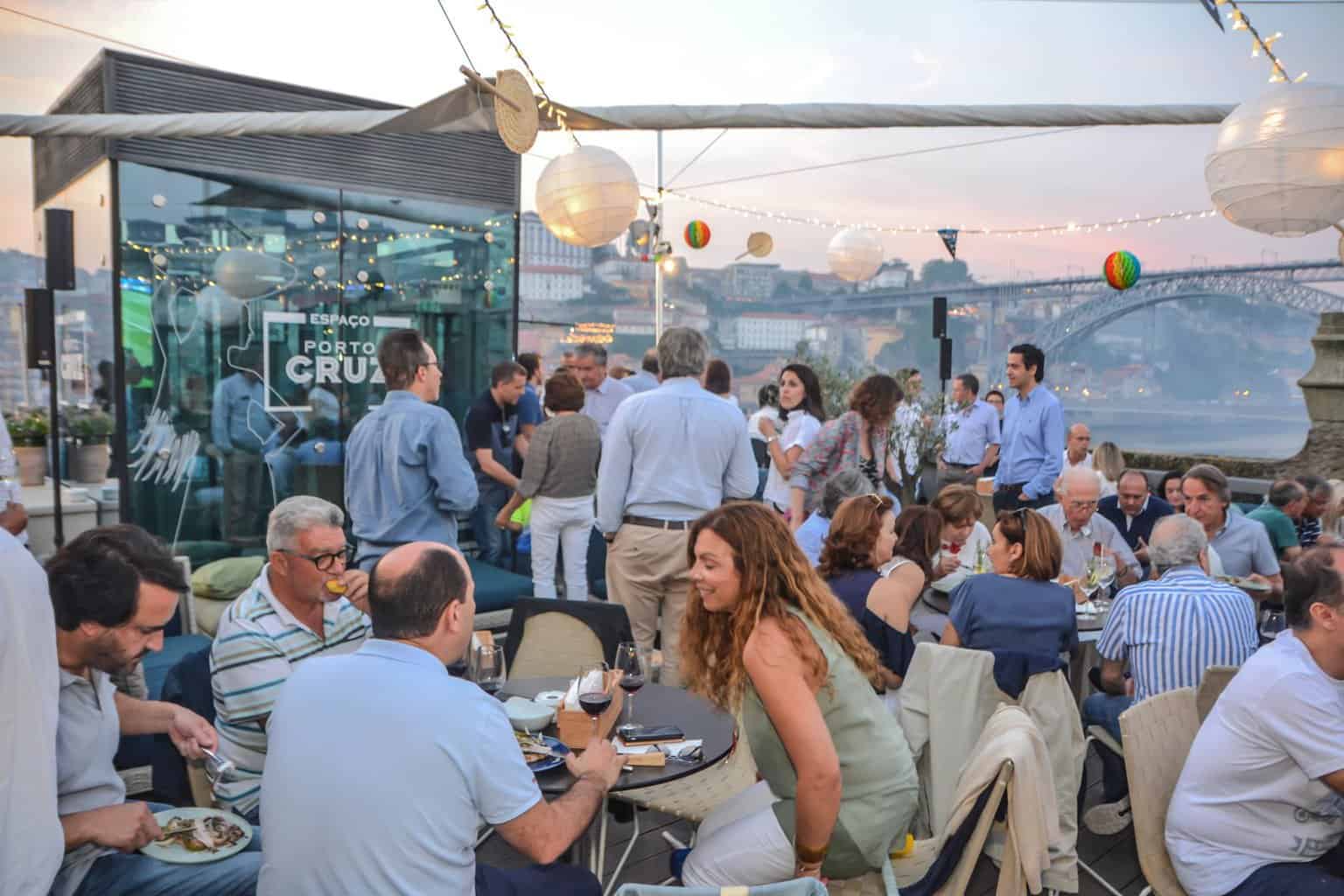 5 Awesome Bars At Sunset In Porto Europe Famous Hostels