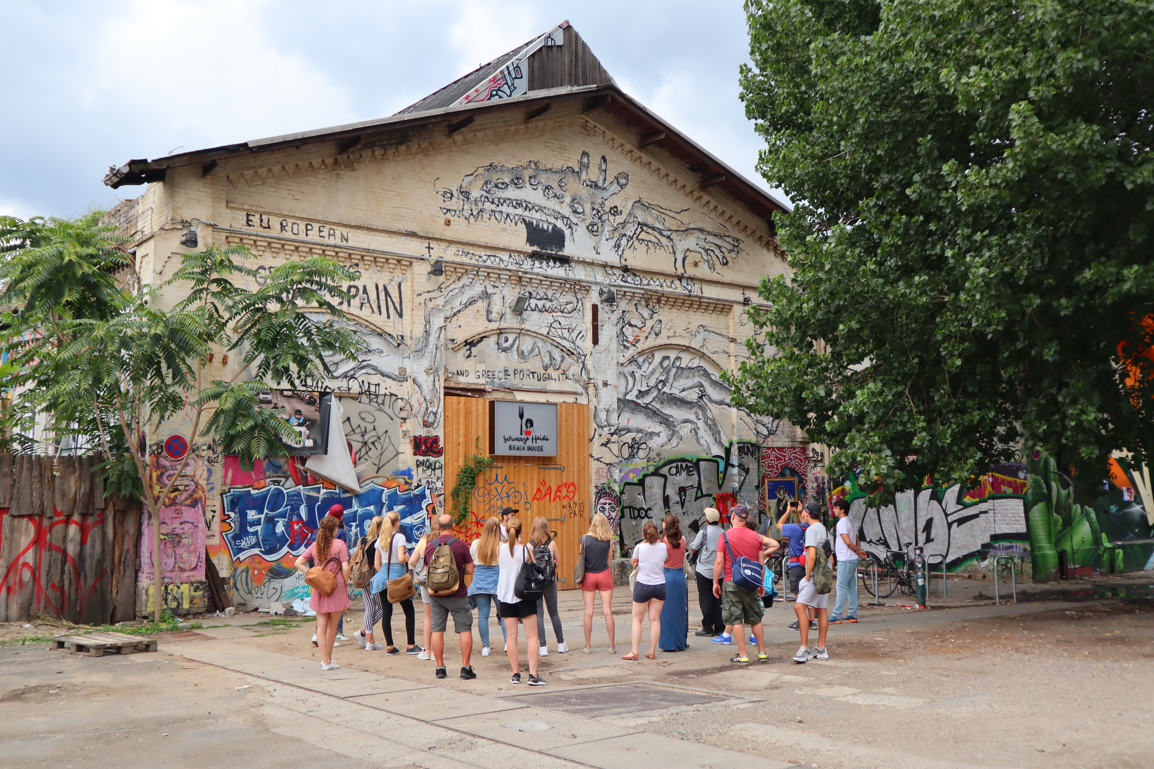 top-destinations-and-hostels-for-solo-travelers-in-europe-berlin)