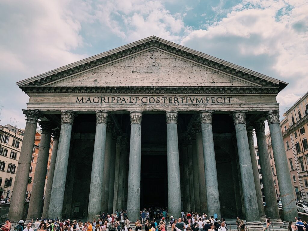 top-instagrammable-spots-rome-pantheon